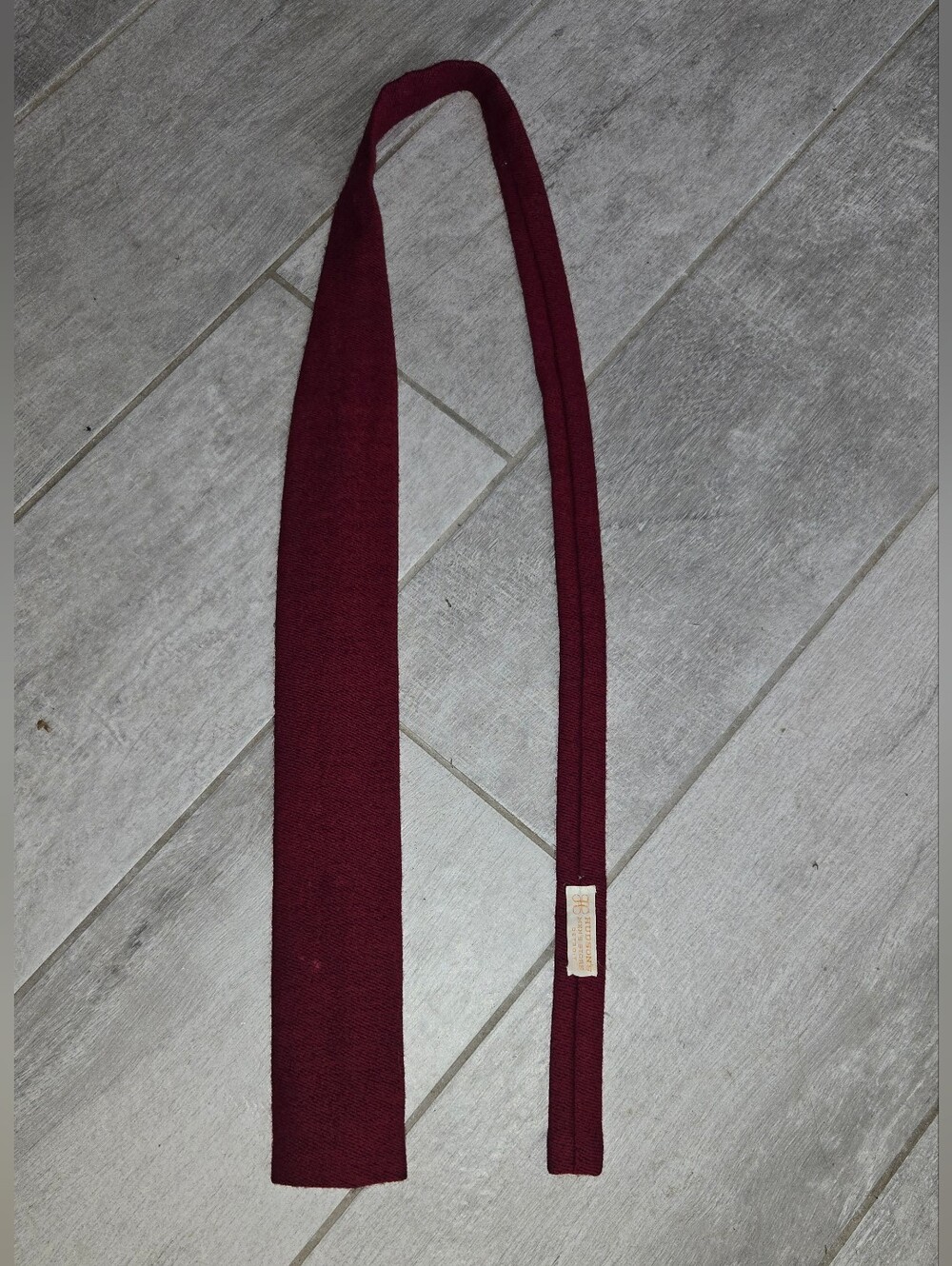Vintage Hudson Rooster Merino Burgundy Wool Tie